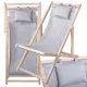 Saliekams koka pludmales un dārza zvilnis ar spilvenu, pelēks