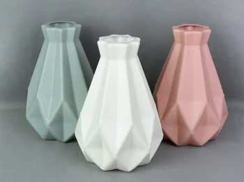 Neplīstoša plastmasas vāze ziediem, skandināvu stils, 20 cm
