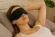 Acu maska miegam 3D gaismu aizsedzoša regulējama miega maska