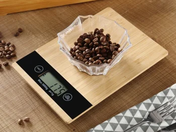 Bambusa elektroniskie virtuves svari ar LCD ekrānu, līdz 5 kg