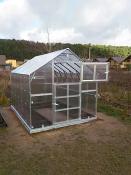 Siltumnīca KLASIKA HOUSE 2 ar pamatiem 2,35x2,12 m un 6 mm polikarbonātu