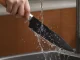 Virtuves nažu komplekts 5 naži + mizotājs, melni asmeņi