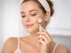 Nefrīta sejas masieris 3-in-1 rullītis un Gua Sha akmens, balts