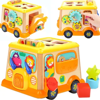 Bakalu koka izglītojošais autobuss ar sorteru un klučiem