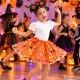 Helovīna karnevāla tērps meitenēm: tutu svārki ar ķirbju rakstu un matu stīpiņa ar banti