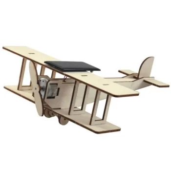 Koka lidmašīnas konstruktors ar saules bateriju Biplane Flying Star