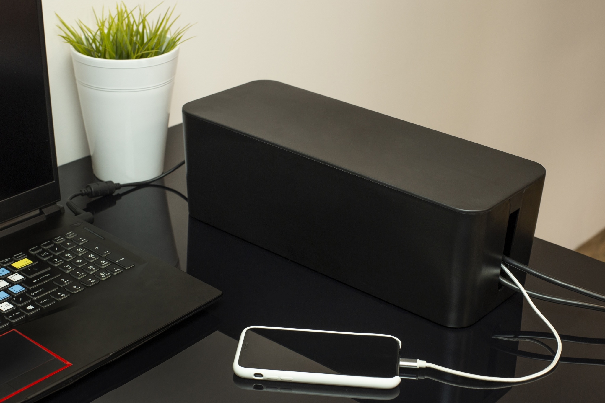 Kabeļu Uzglabāšanas Kaste Vadu Organizators, Melns | Dustproof Cable Storage Box