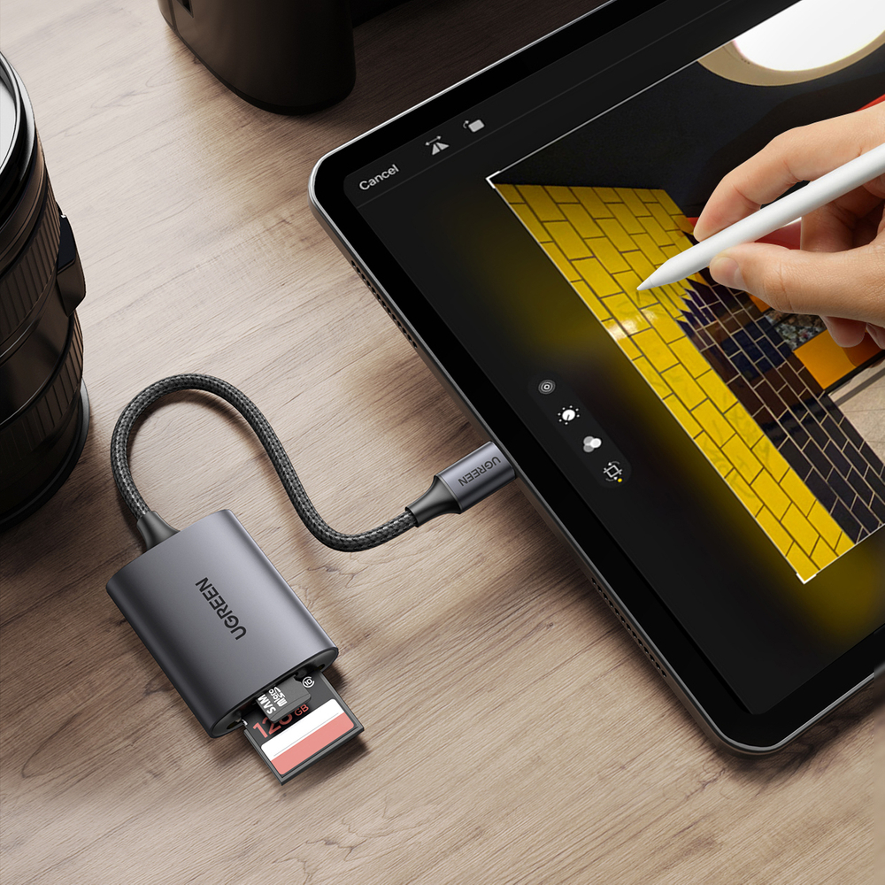 Ugreen CM401 USB-C SD/TF atmiņas karšu lasītājs, pelēks