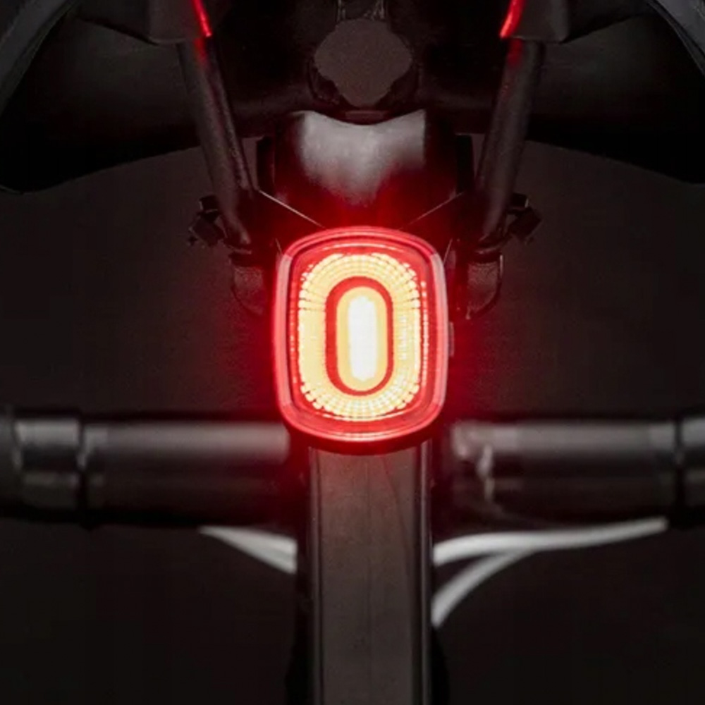Rockbros Q2S LED aizmugurējais velosipēda lukturis ar Smart Stop sistēmu, melns
