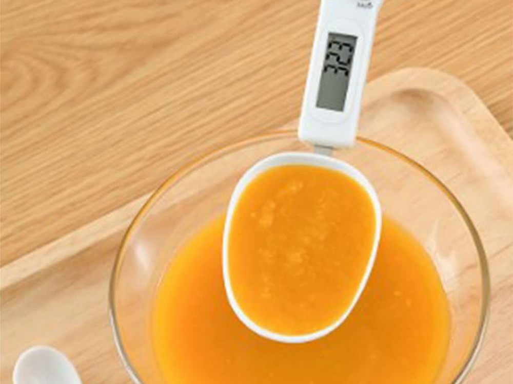 Elektroniskie karotes virtuves svari ar LCD displeju, 0,1-500 g, balti