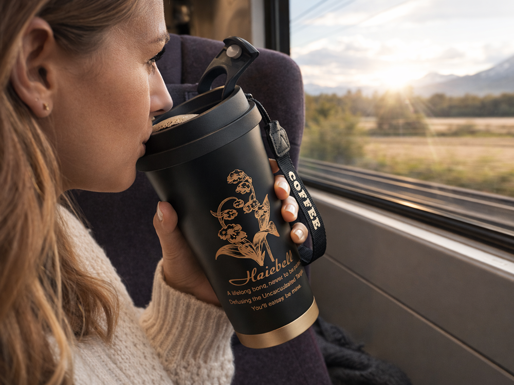 Termokrūze ar salmiņu 530ml nerūsējošā tērauda termoss, melna