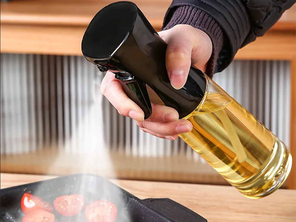 Eļļas un etiķa smidzinātājs stikla pudelē, 200 ml, melns