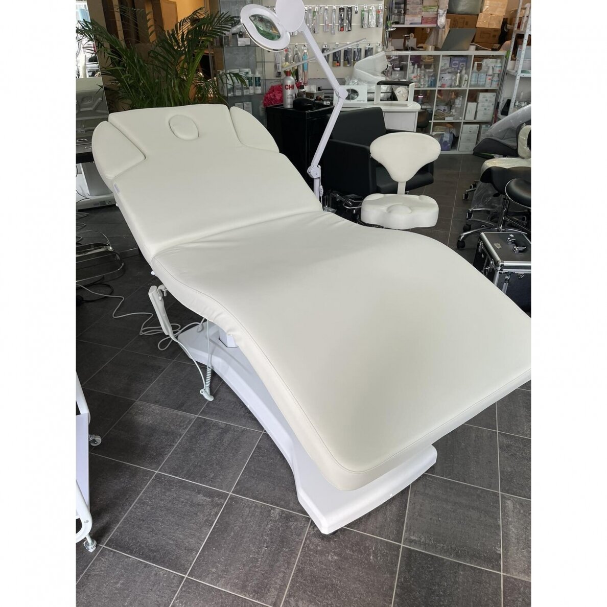 Azzurro 818A elektriskā kosmētikas un SPA gulta, balta